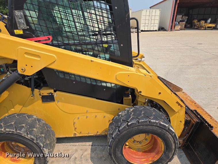 image for item EF1919 2014 Caterpillar 272D skid steer loader