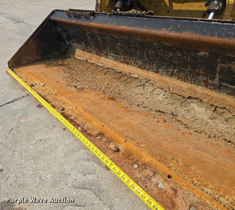 image for item EF1919 2014 Caterpillar 272D skid steer loader