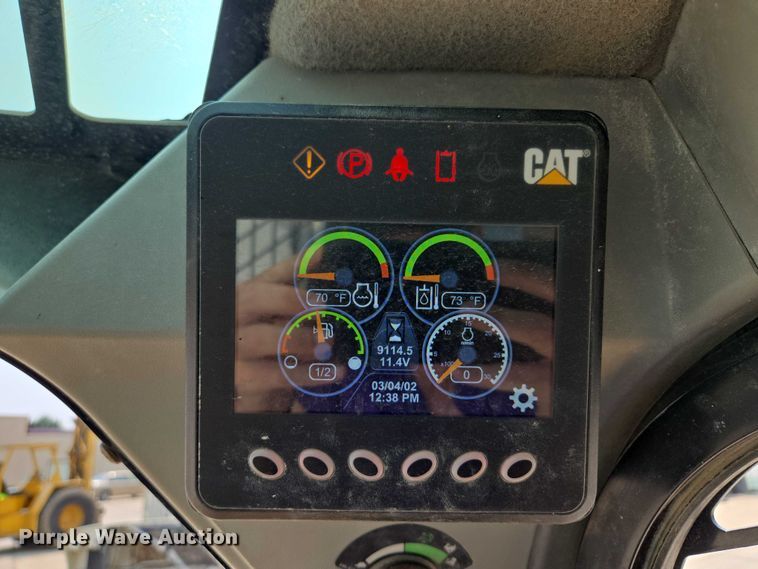 image for item EF1919 2014 Caterpillar 272D skid steer loader