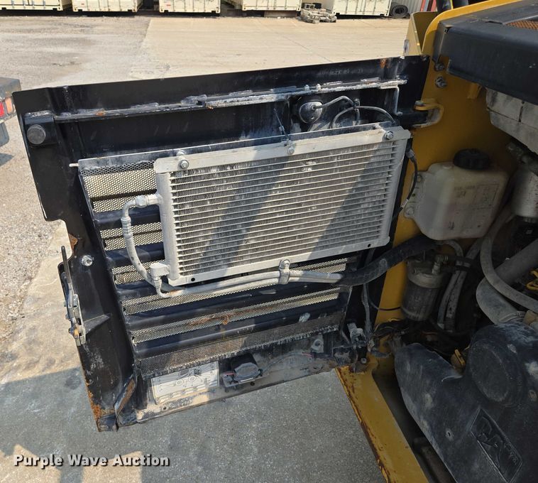 image for item EF1919 2014 Caterpillar 272D skid steer loader