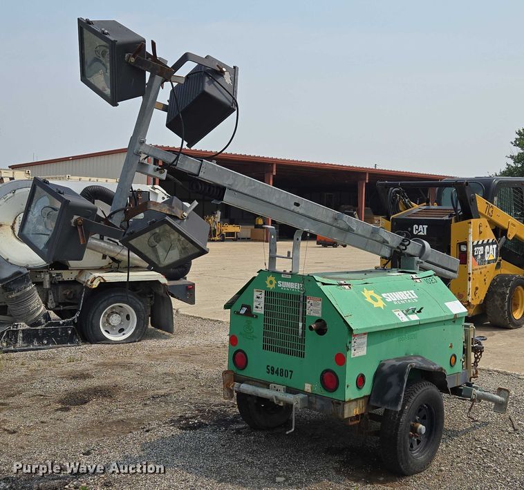 image for item EF1920 2014 Terex RL4 light plant