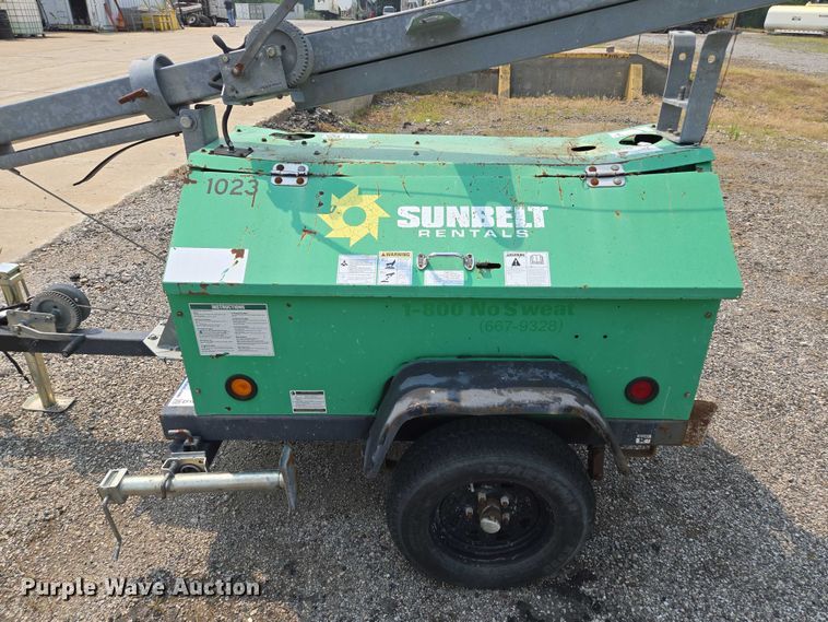 image for item EF1920 2014 Terex RL4 light plant