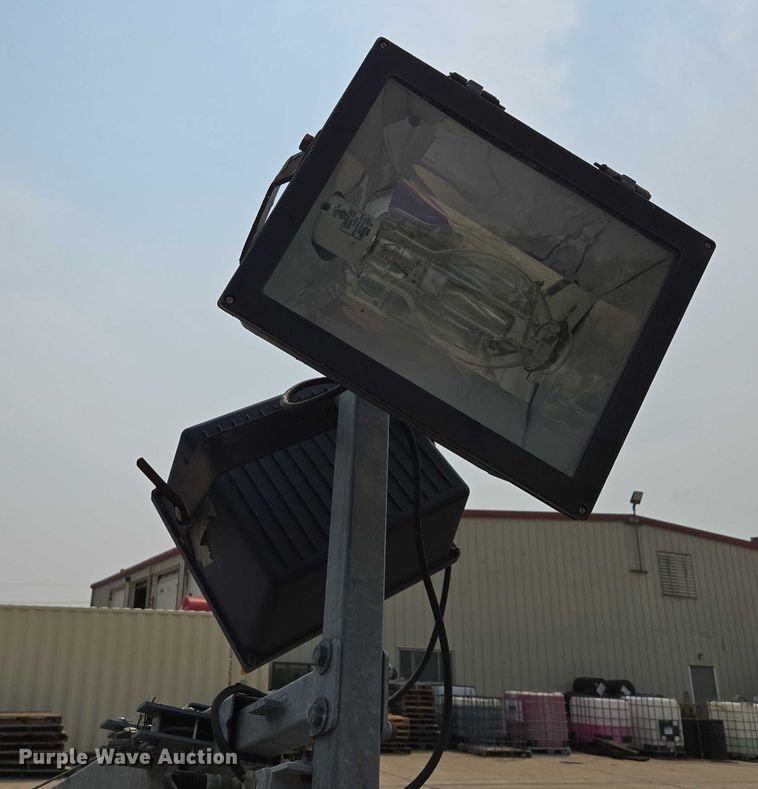 image for item EF1920 2014 Terex RL4 light plant