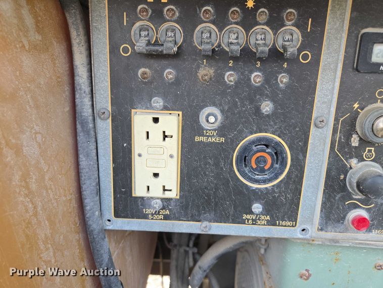 image for item EF1920 2014 Terex RL4 light plant