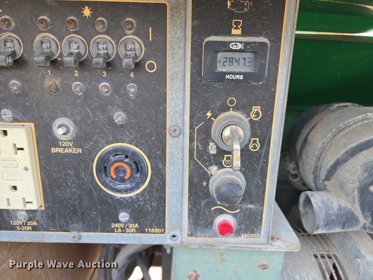 image for item EF1920 2014 Terex RL4 light plant