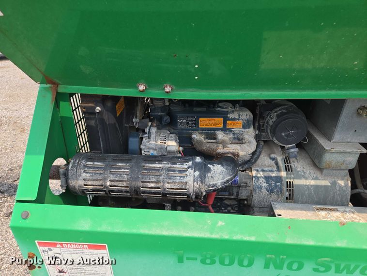 image for item EF1920 2014 Terex RL4 light plant