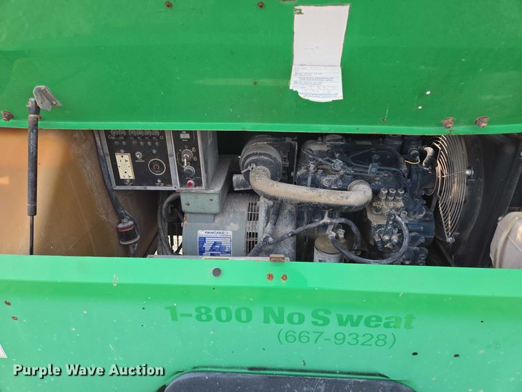 image for item EF1920 2014 Terex RL4 light plant