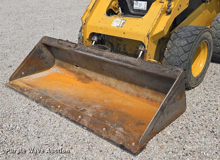 image for item EF1921 2015 Caterpillar 262D skid steer loader