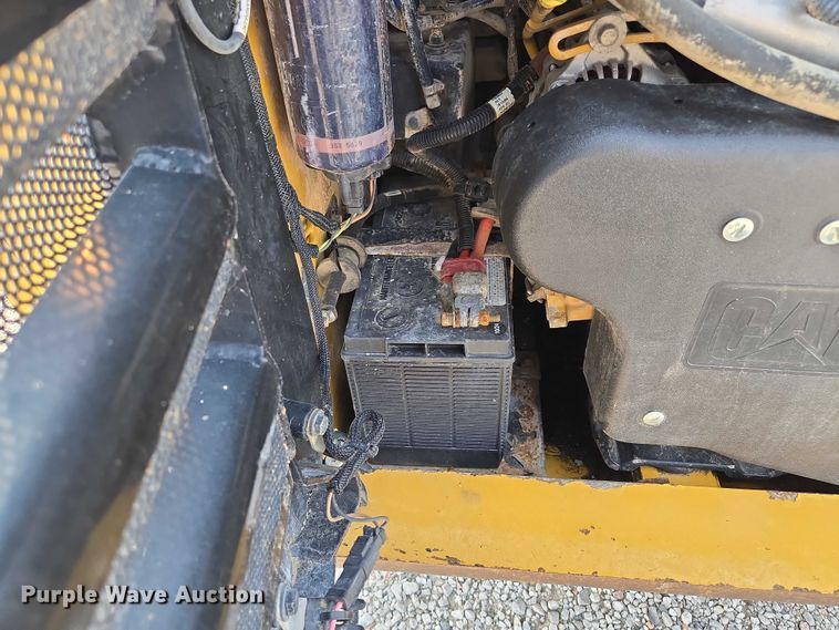 image for item EF1921 2015 Caterpillar 262D skid steer loader