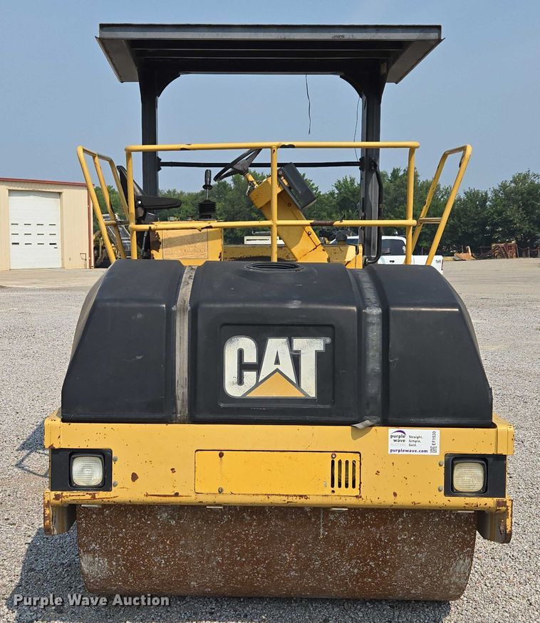 COMPACTADOR 2002 CATERPILLAR CB534C