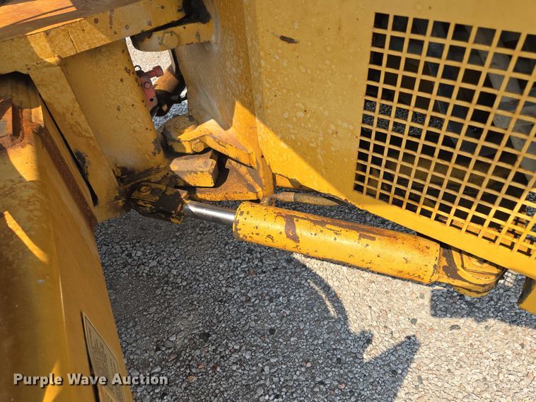 image for item EF1930 2002 Caterpillar CB-534C double drum vibratory roller