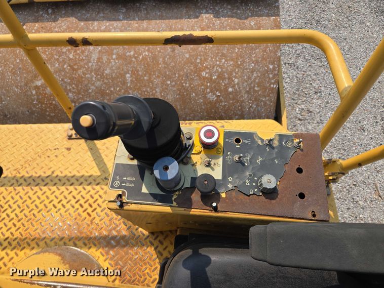 image for item EF1930 2002 Caterpillar CB-534C double drum vibratory roller