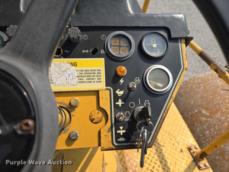 image for item EF1930 2002 Caterpillar CB-534C double drum vibratory roller