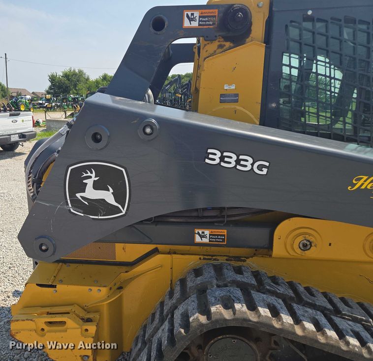 image for item EF1943 2022 John Deere 333G  tracked skid steer loader