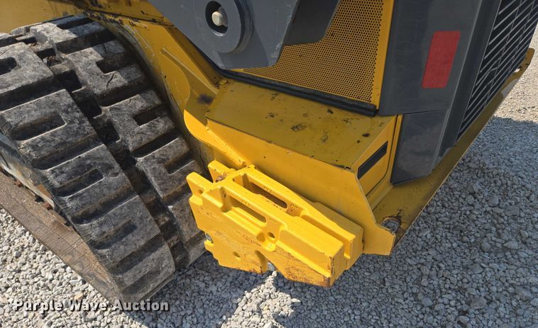 image for item EF1943 2022 John Deere 333G  tracked skid steer loader