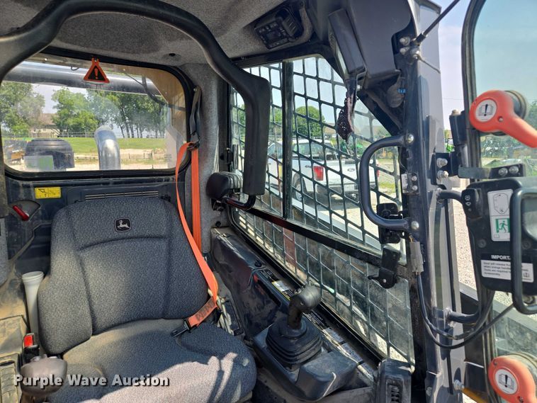 image for item EF1943 2022 John Deere 333G  tracked skid steer loader