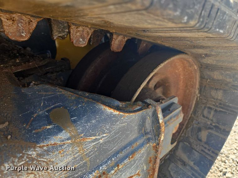 image for item EF1943 2022 John Deere 333G  tracked skid steer loader