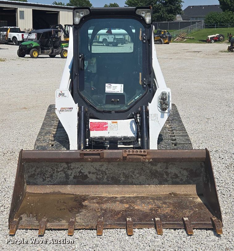 MINI CARGADOR SOBRE ORUGAS 2020 BOBCAT T595