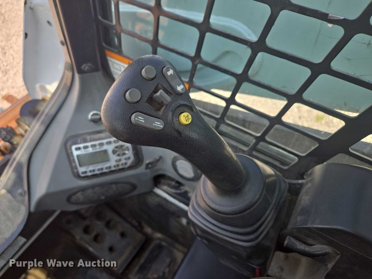 image for item EF1944 2020 Bobcat T595 tracked skid steer loader