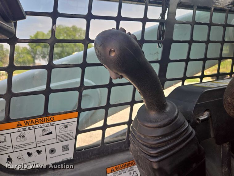 image for item EF1944 2020 Bobcat T595 tracked skid steer loader