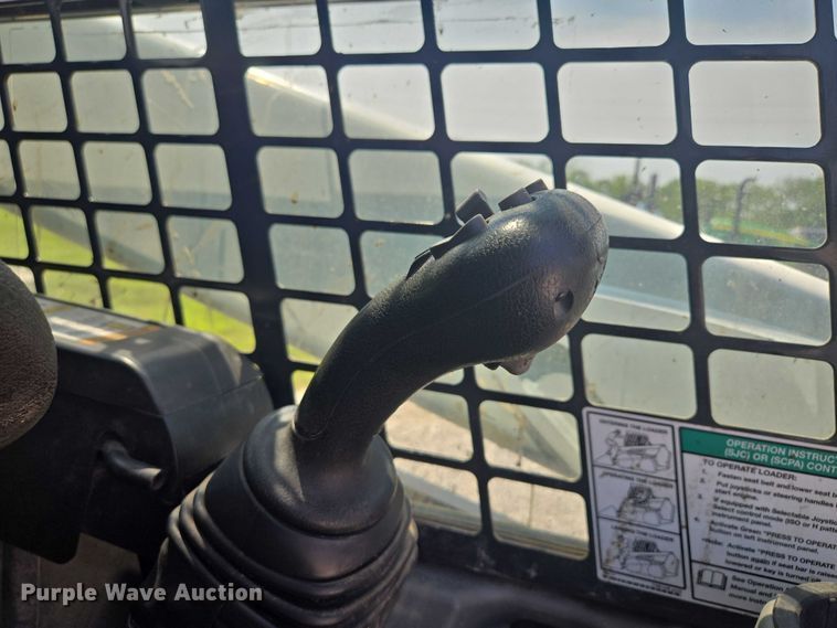 image for item EF1944 2020 Bobcat T595 tracked skid steer loader