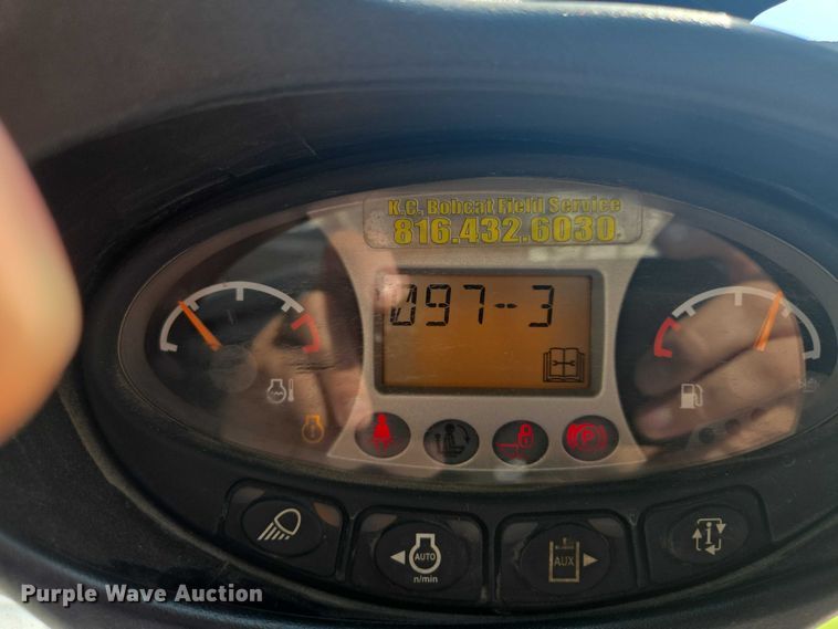 image for item EF1944 2020 Bobcat T595 tracked skid steer loader