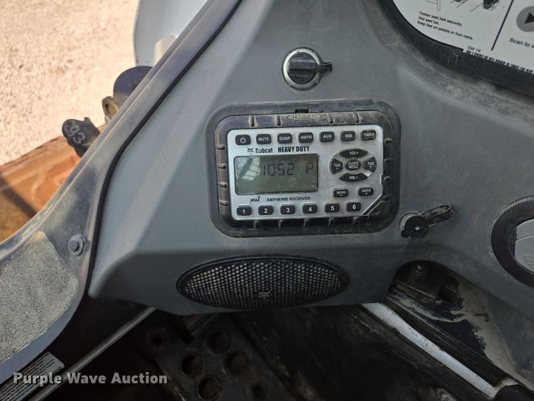 image for item EF1944 2020 Bobcat T595 tracked skid steer loader