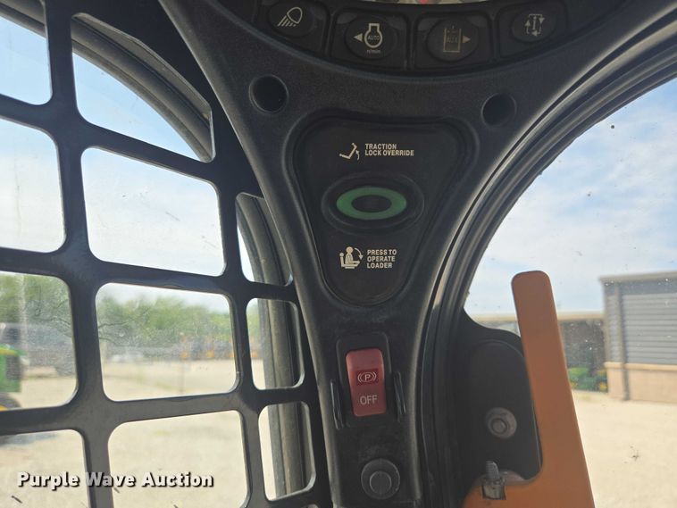 image for item EF1944 2020 Bobcat T595 tracked skid steer loader