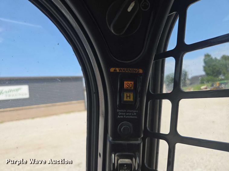 image for item EF1944 2020 Bobcat T595 tracked skid steer loader