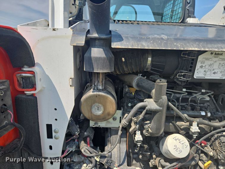 image for item EF1944 2020 Bobcat T595 tracked skid steer loader