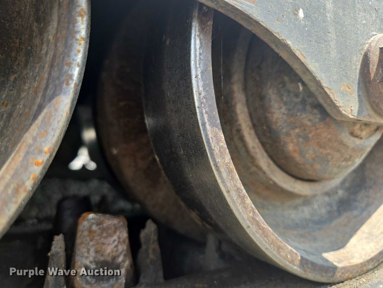 image for item EF1944 2020 Bobcat T595 tracked skid steer loader