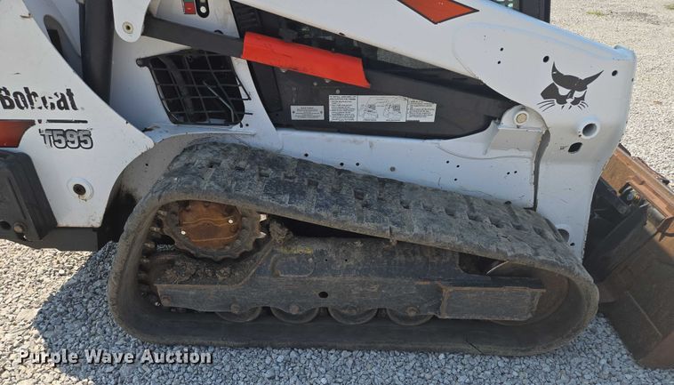 image for item EF1944 2020 Bobcat T595 tracked skid steer loader