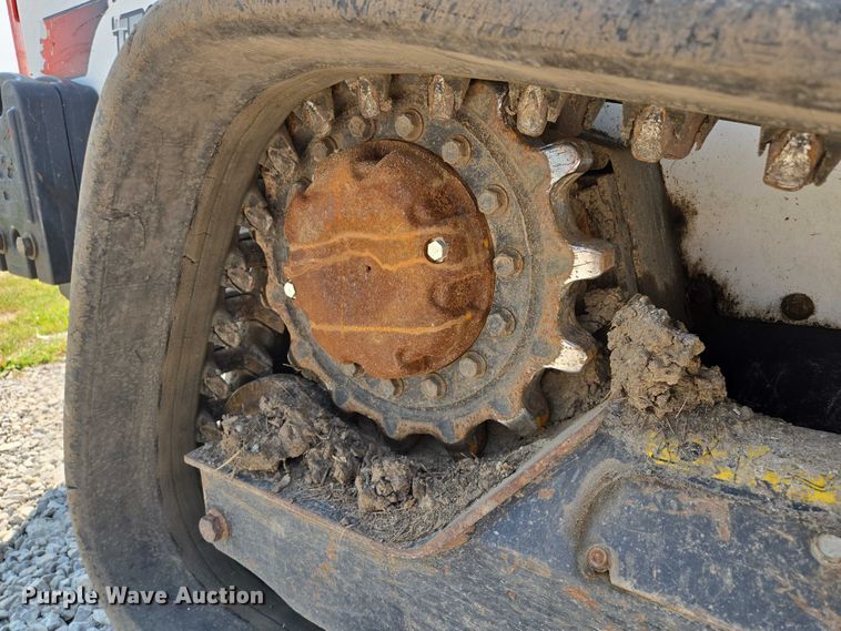 image for item EF1944 2020 Bobcat T595 tracked skid steer loader