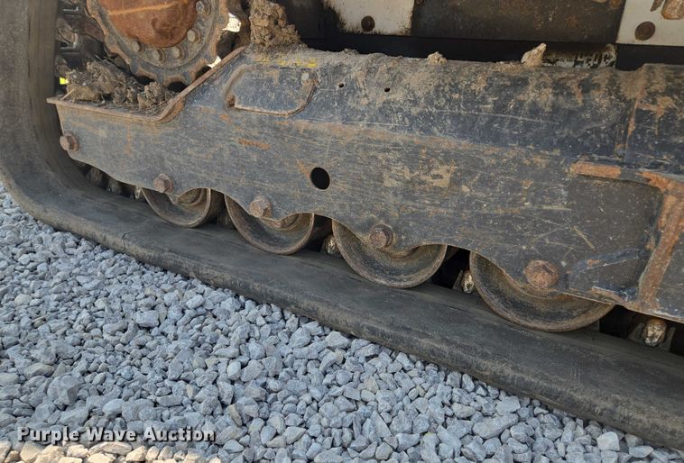 image for item EF1944 2020 Bobcat T595 tracked skid steer loader