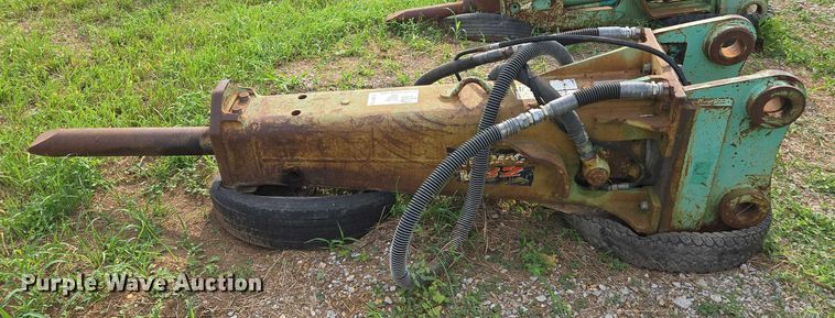 image for item EF1958 Tramac V32 breaker