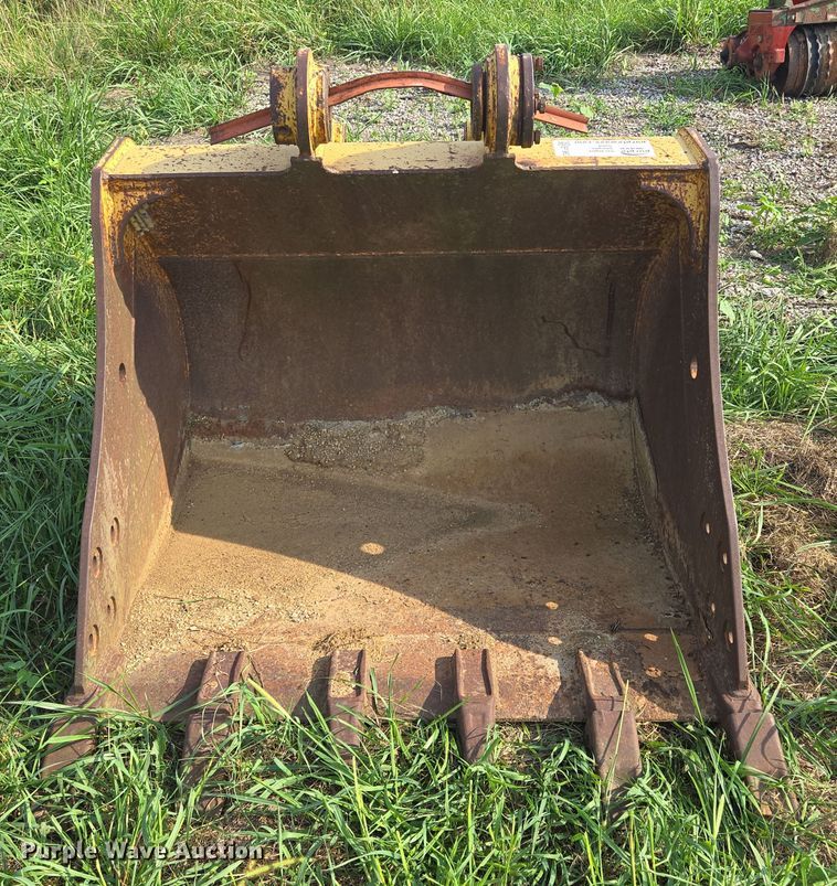 image for item EF1962 Caterpillar 50