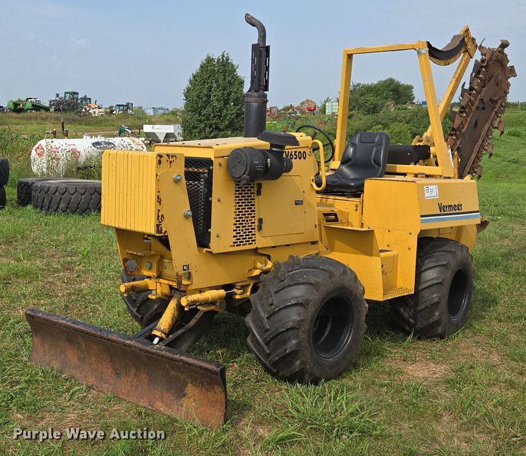 image for item EF1965 Vermeer V6500 trencher