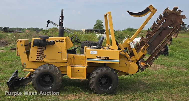 image for item EF1965 Vermeer V6500 trencher