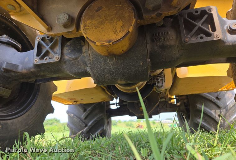 image for item EF1965 Vermeer V6500 trencher