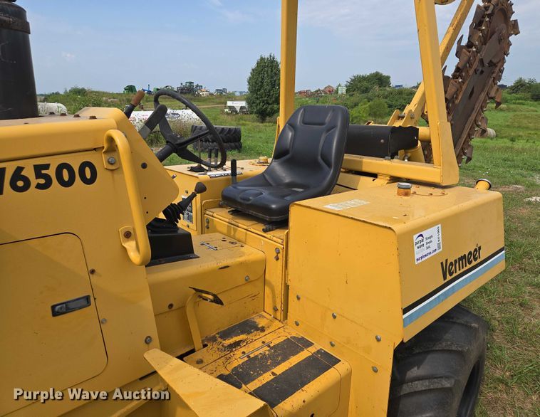 image for item EF1965 Vermeer V6500 trencher
