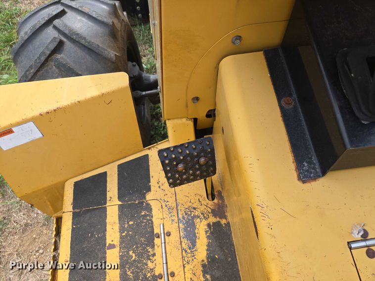 image for item EF1965 Vermeer V6500 trencher