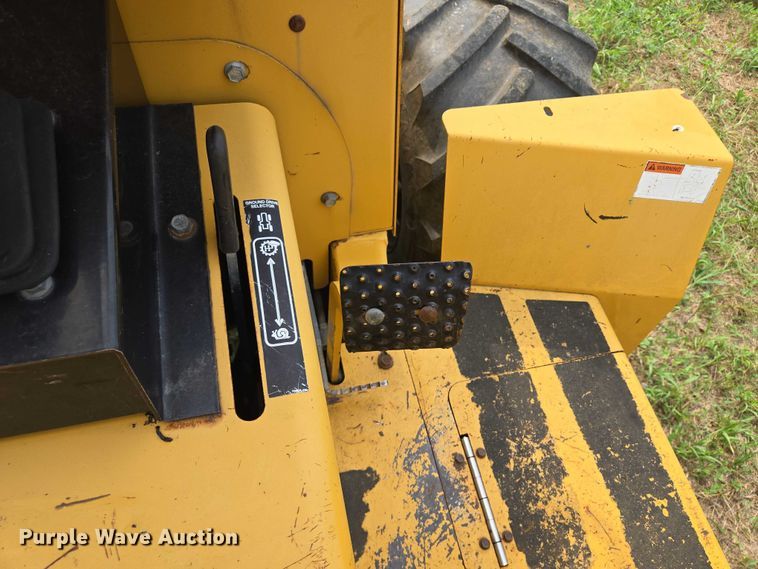 image for item EF1965 Vermeer V6500 trencher