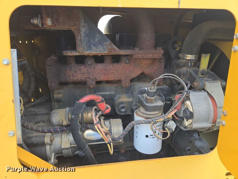 image for item EF1965 Vermeer V6500 trencher