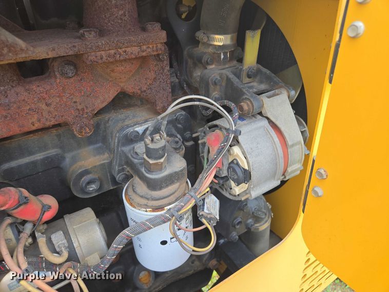 image for item EF1965 Vermeer V6500 trencher