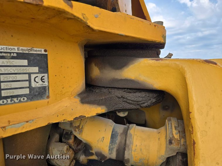 image for item EF1970 1999 Volvo A35C articulated haul truck