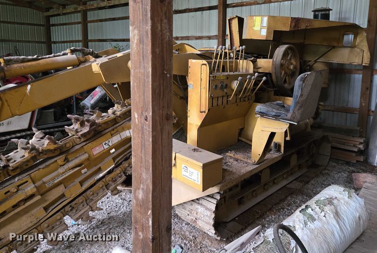 image for item EF1974 Vermeer T600D trencher