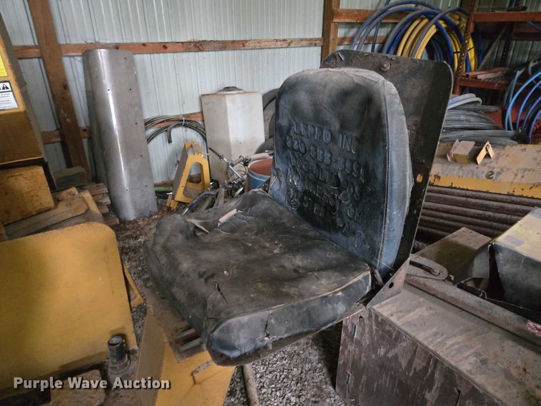 image for item EF1974 Vermeer T600D trencher