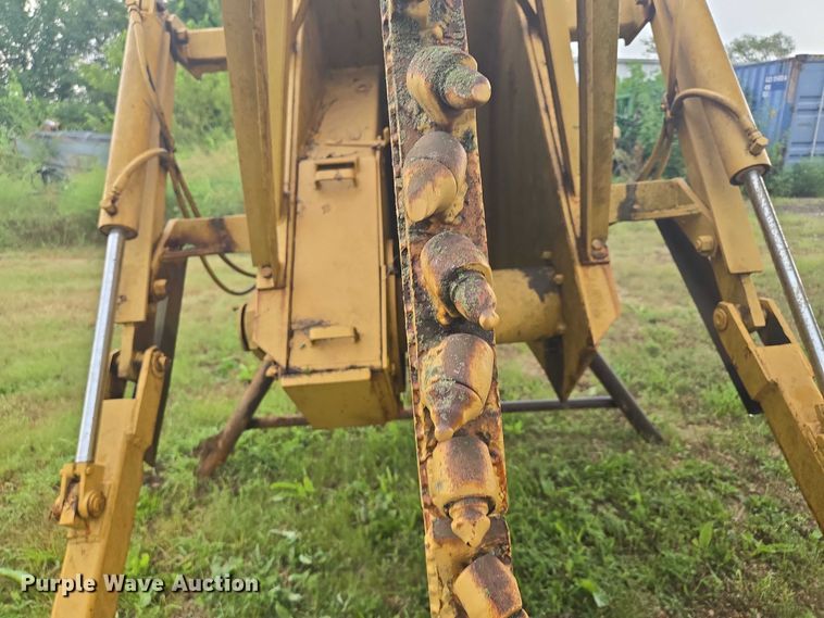 image for item EF1974 Vermeer T600D trencher