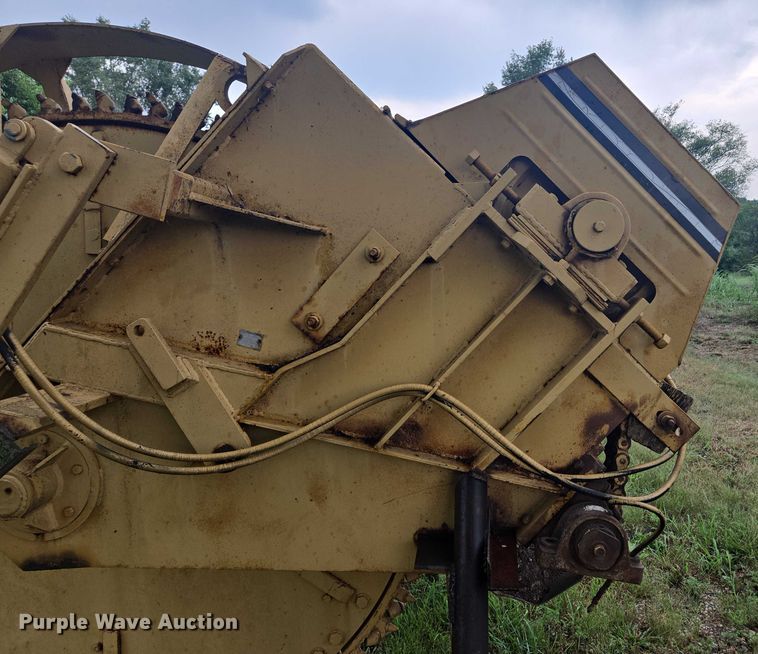 image for item EF1974 Vermeer T600D trencher
