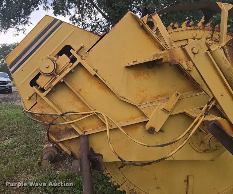 image for item EF1974 Vermeer T600D trencher